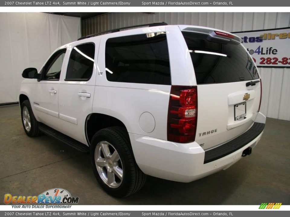 2007 Chevrolet Tahoe LTZ 4x4 Summit White / Light Cashmere/Ebony Photo #8