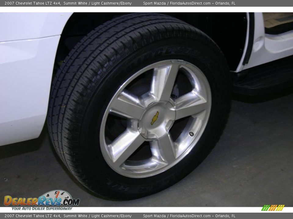 2007 Chevrolet Tahoe LTZ 4x4 Summit White / Light Cashmere/Ebony Photo #30