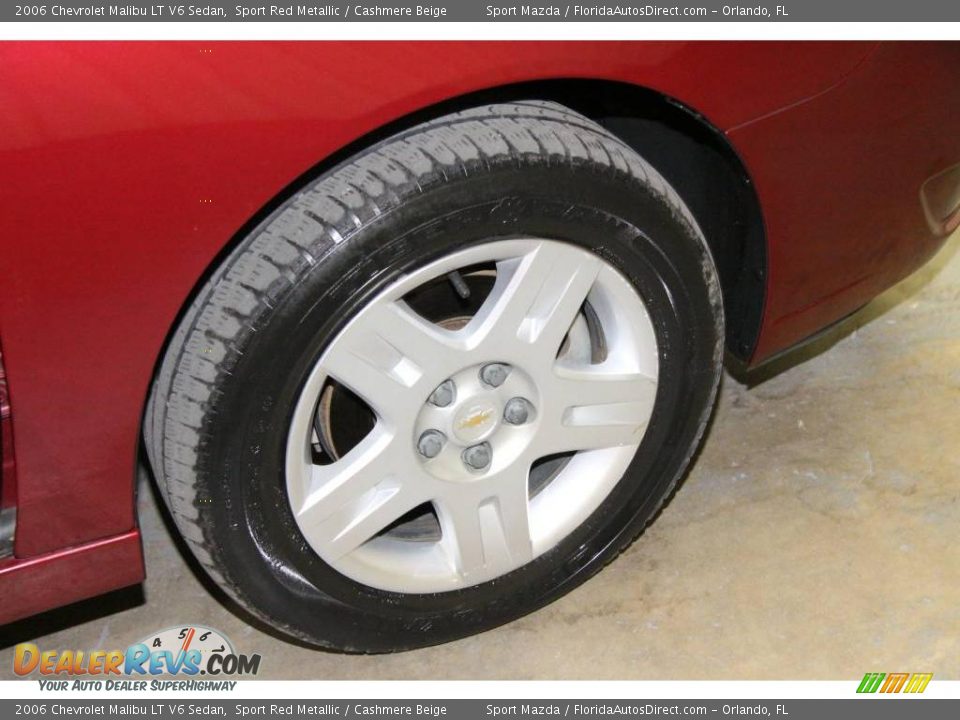 2006 Chevrolet Malibu LT V6 Sedan Sport Red Metallic / Cashmere Beige Photo #32