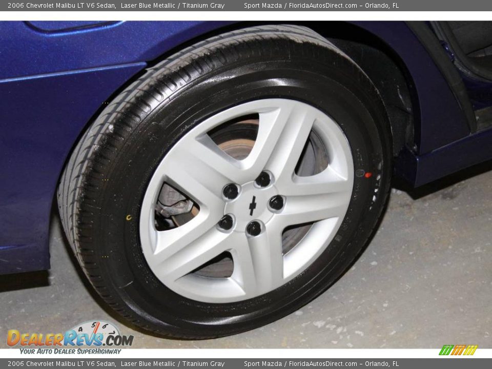 2006 Chevrolet Malibu LT V6 Sedan Laser Blue Metallic / Titanium Gray Photo #31