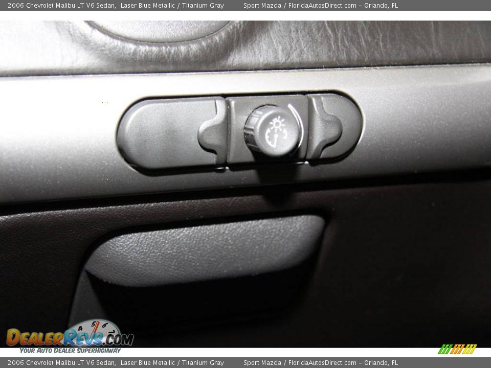 2006 Chevrolet Malibu LT V6 Sedan Laser Blue Metallic / Titanium Gray Photo #35