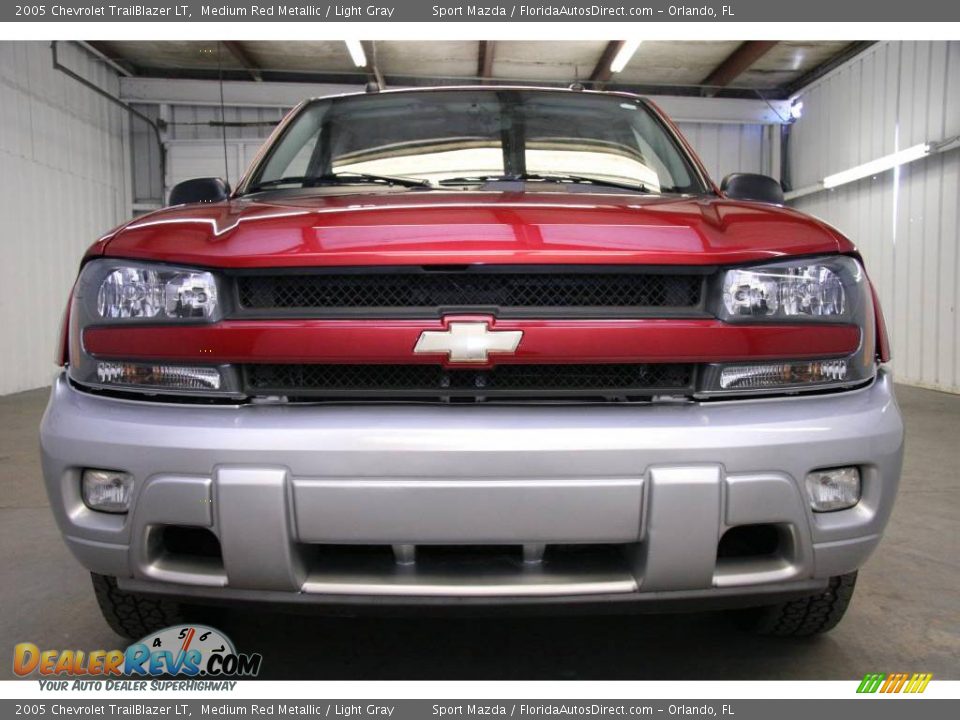 2005 Chevrolet TrailBlazer LT Medium Red Metallic / Light Gray Photo #4