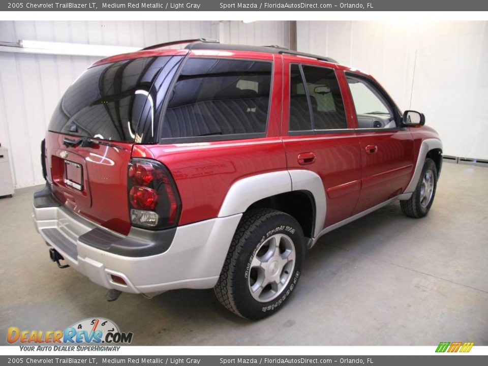 2005 Chevrolet TrailBlazer LT Medium Red Metallic / Light Gray Photo #6