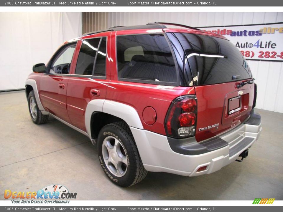 2005 Chevrolet TrailBlazer LT Medium Red Metallic / Light Gray Photo #8