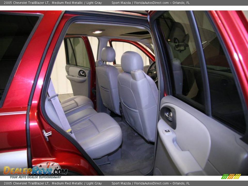 2005 Chevrolet TrailBlazer LT Medium Red Metallic / Light Gray Photo #11