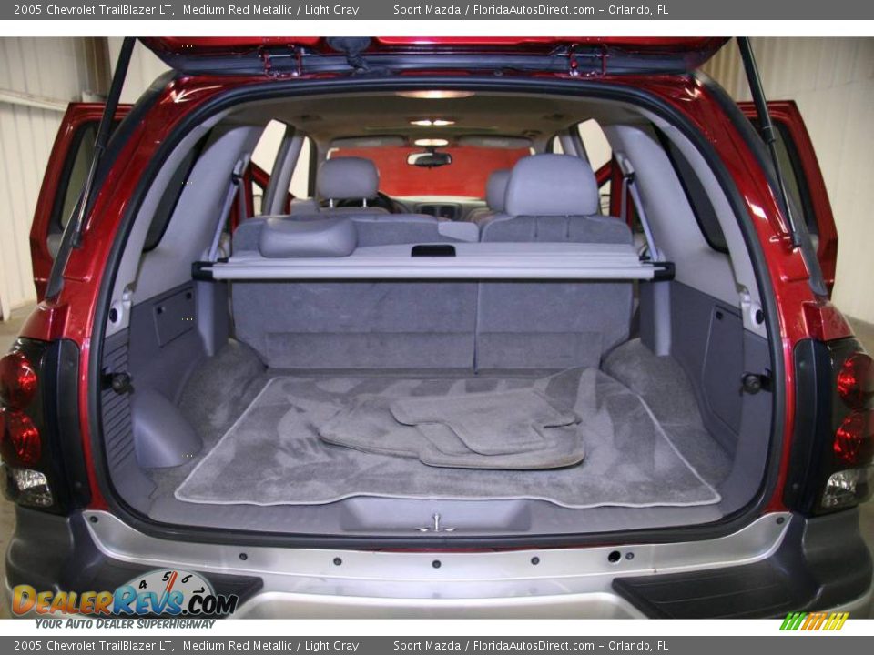 2005 Chevrolet TrailBlazer LT Medium Red Metallic / Light Gray Photo #13