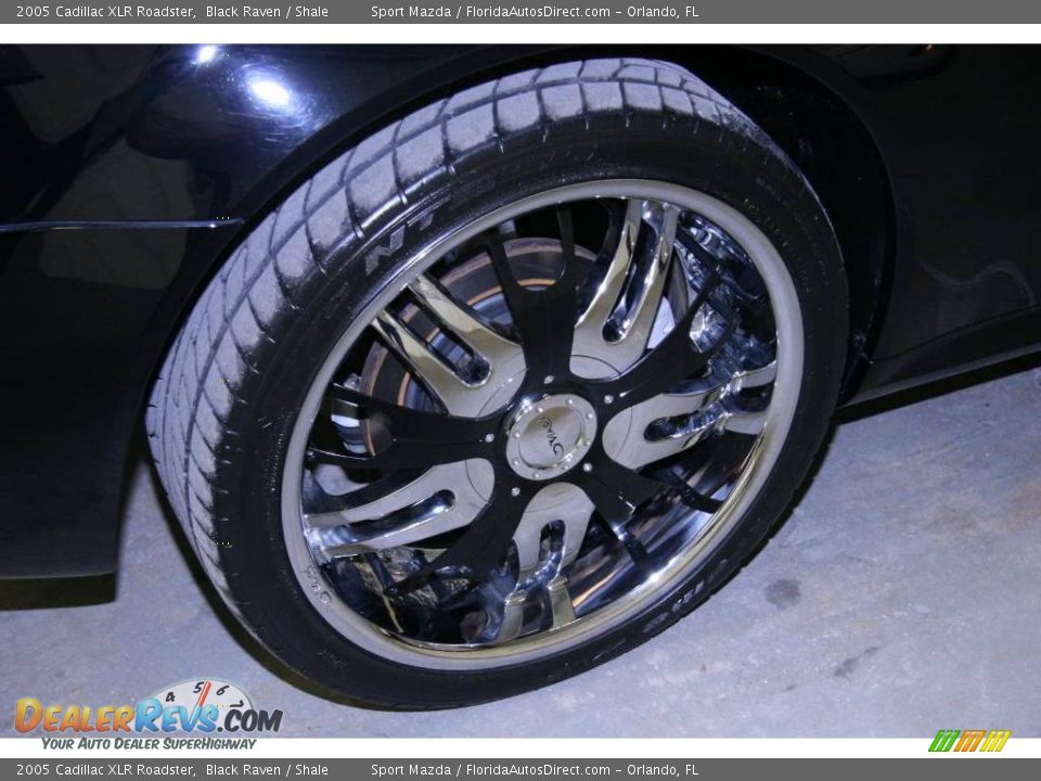 2005 Cadillac XLR Roadster Black Raven / Shale Photo #24