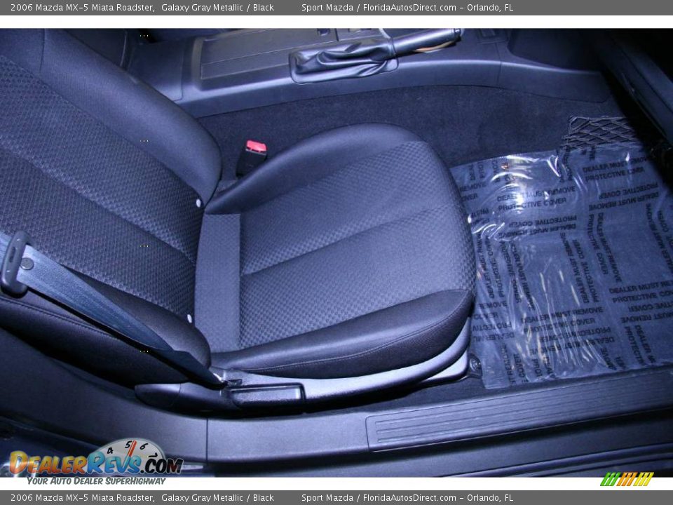 2006 Mazda MX-5 Miata Roadster Galaxy Gray Metallic / Black Photo #15