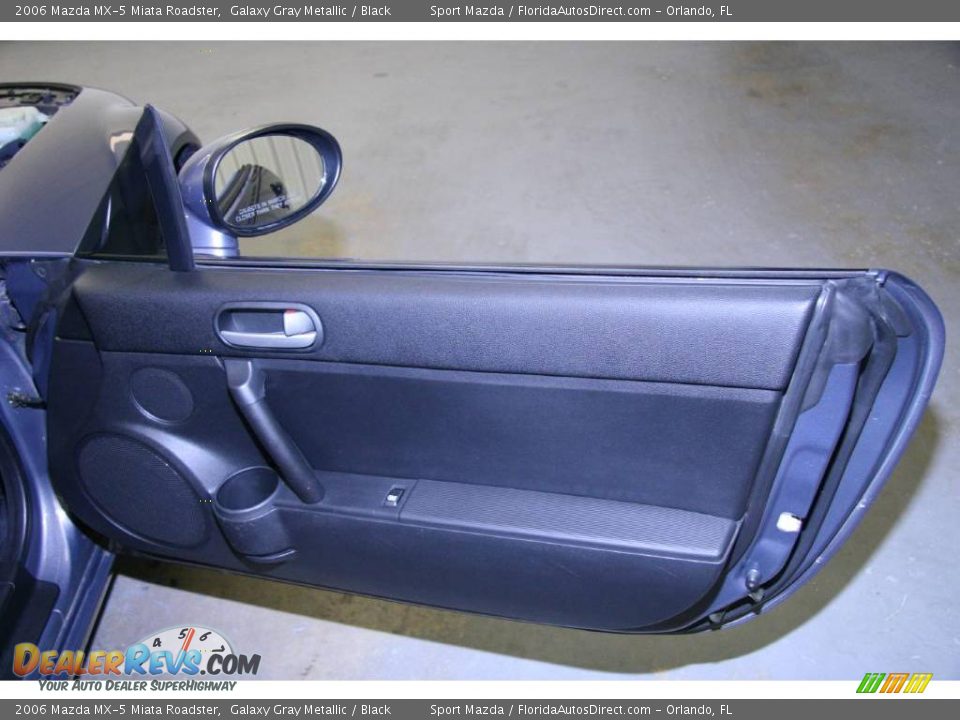 2006 Mazda MX-5 Miata Roadster Galaxy Gray Metallic / Black Photo #16