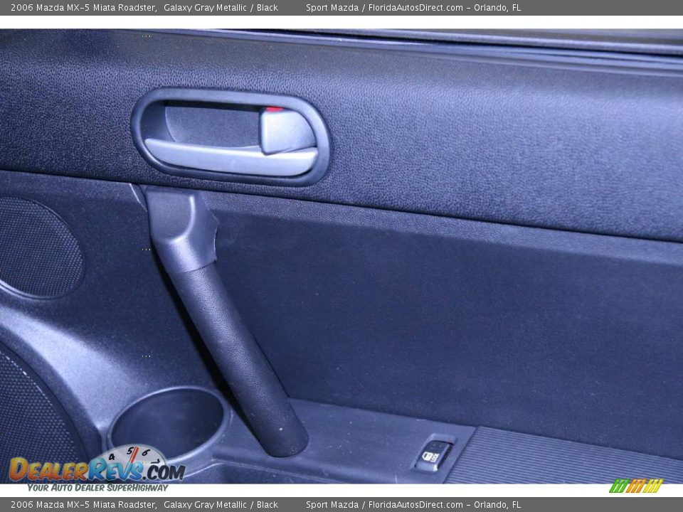 2006 Mazda MX-5 Miata Roadster Galaxy Gray Metallic / Black Photo #17