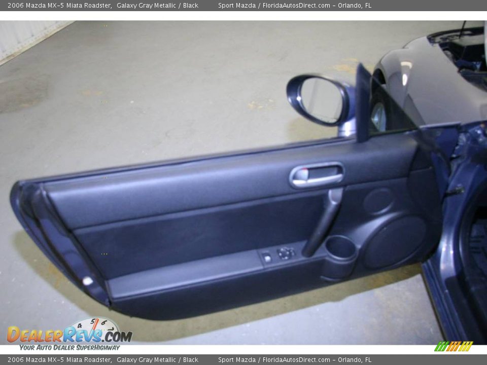 2006 Mazda MX-5 Miata Roadster Galaxy Gray Metallic / Black Photo #18