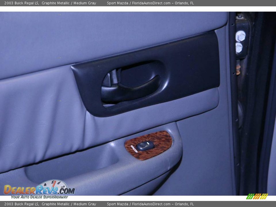2003 Buick Regal LS Graphite Metallic / Medium Gray Photo #25