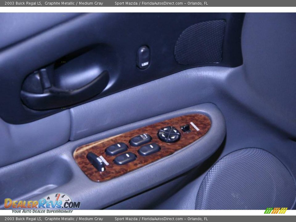 2003 Buick Regal LS Graphite Metallic / Medium Gray Photo #27