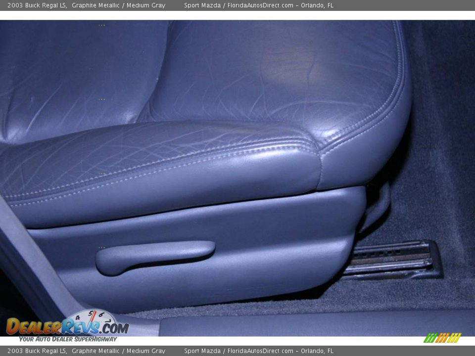 2003 Buick Regal LS Graphite Metallic / Medium Gray Photo #33