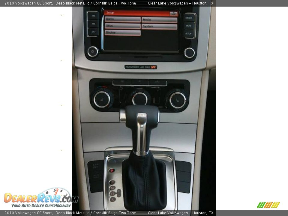 2010 Volkswagen CC Sport Deep Black Metallic / Cornsilk Beige Two Tone Photo #16