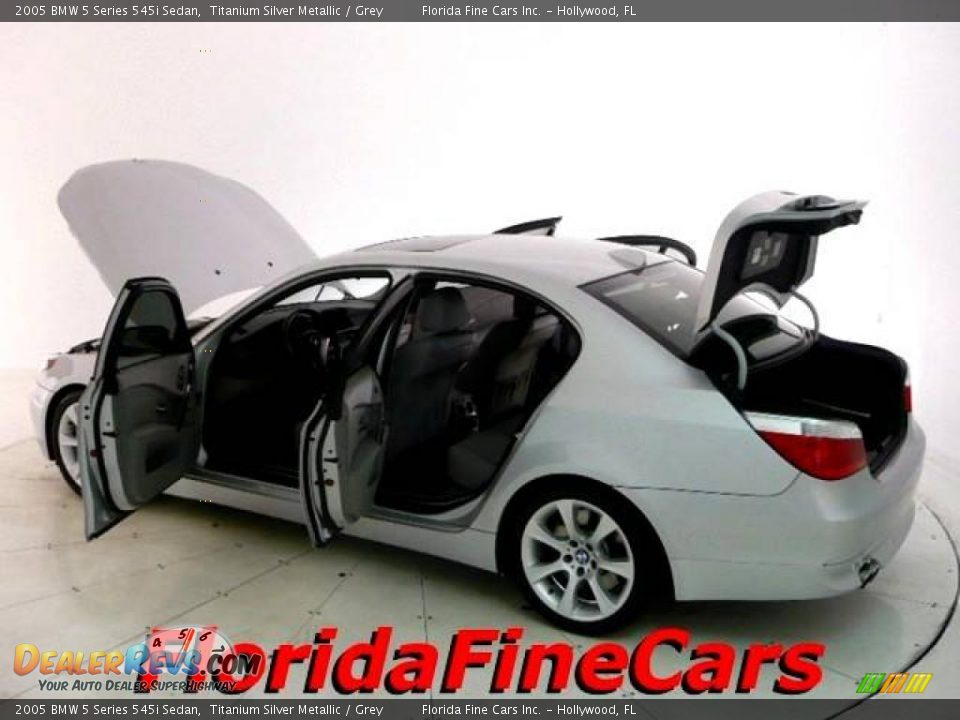 2005 BMW 5 Series 545i Sedan Titanium Silver Metallic / Grey Photo #8