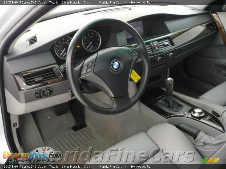 2005 BMW 5 Series 545i Sedan Titanium Silver Metallic / Grey Photo #12