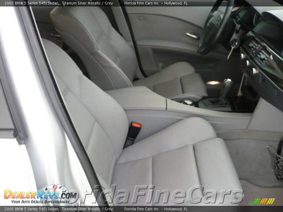 2005 BMW 5 Series 545i Sedan Titanium Silver Metallic / Grey Photo #13