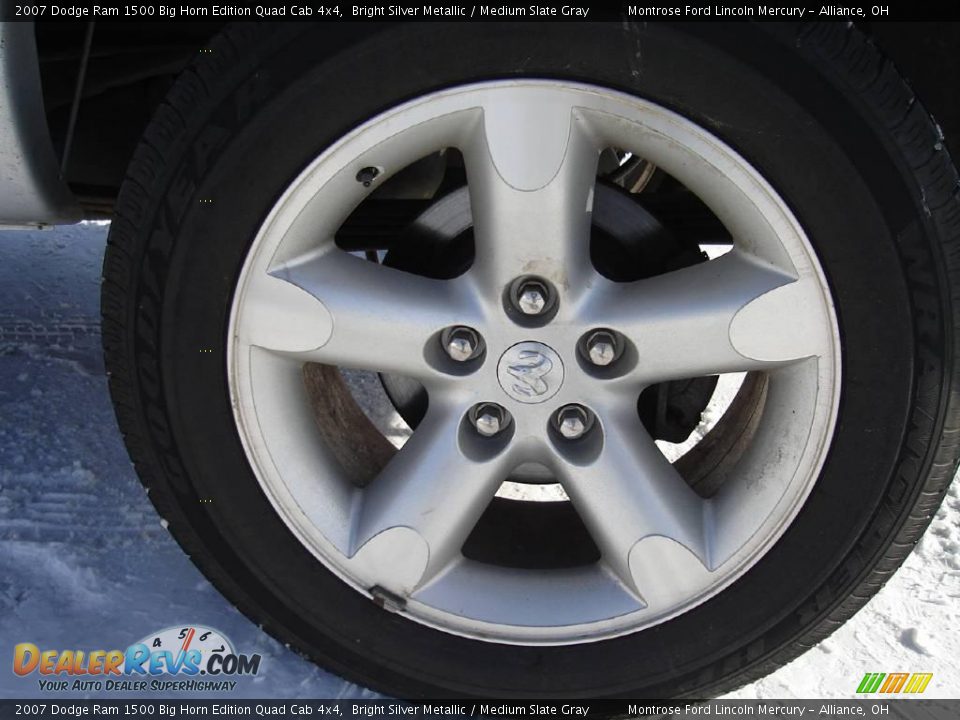 2007 Dodge Ram 1500 Big Horn Edition Quad Cab 4x4 Bright Silver Metallic / Medium Slate Gray Photo #11