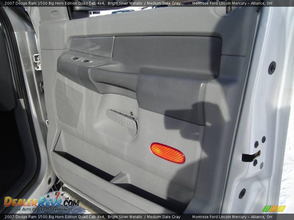 2007 Dodge Ram 1500 Big Horn Edition Quad Cab 4x4 Bright Silver Metallic / Medium Slate Gray Photo #22