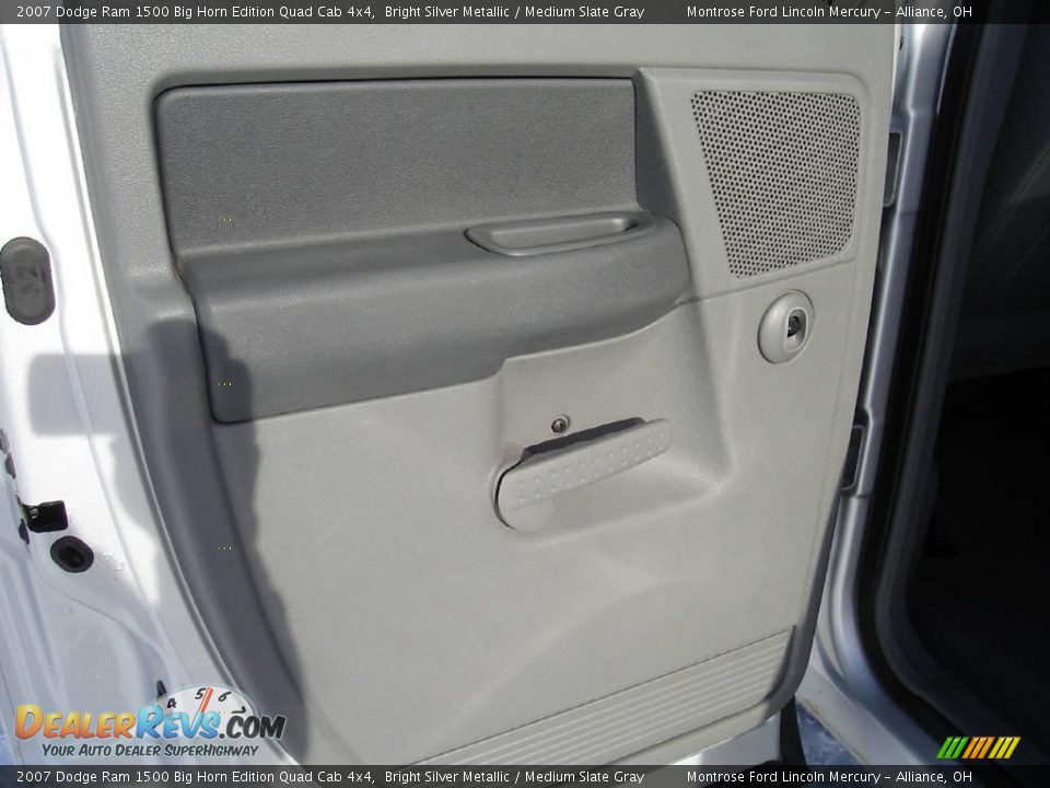 2007 Dodge Ram 1500 Big Horn Edition Quad Cab 4x4 Bright Silver Metallic / Medium Slate Gray Photo #24