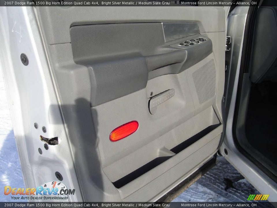 2007 Dodge Ram 1500 Big Horn Edition Quad Cab 4x4 Bright Silver Metallic / Medium Slate Gray Photo #25