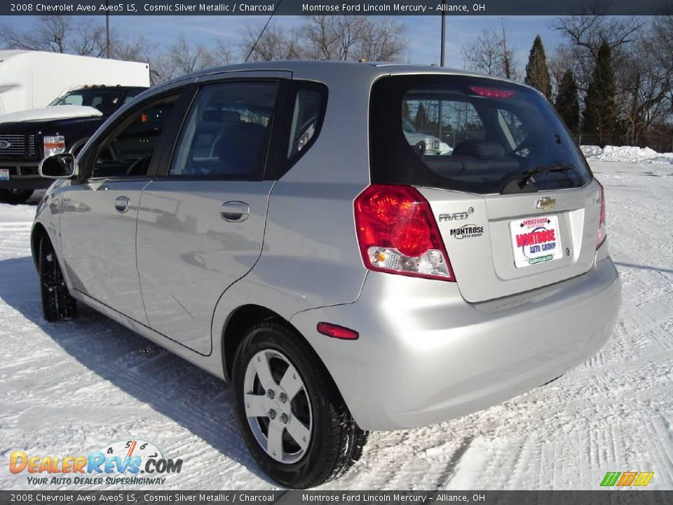 2008 Chevrolet Aveo Aveo5 LS Cosmic Silver Metallic / Charcoal Photo #3