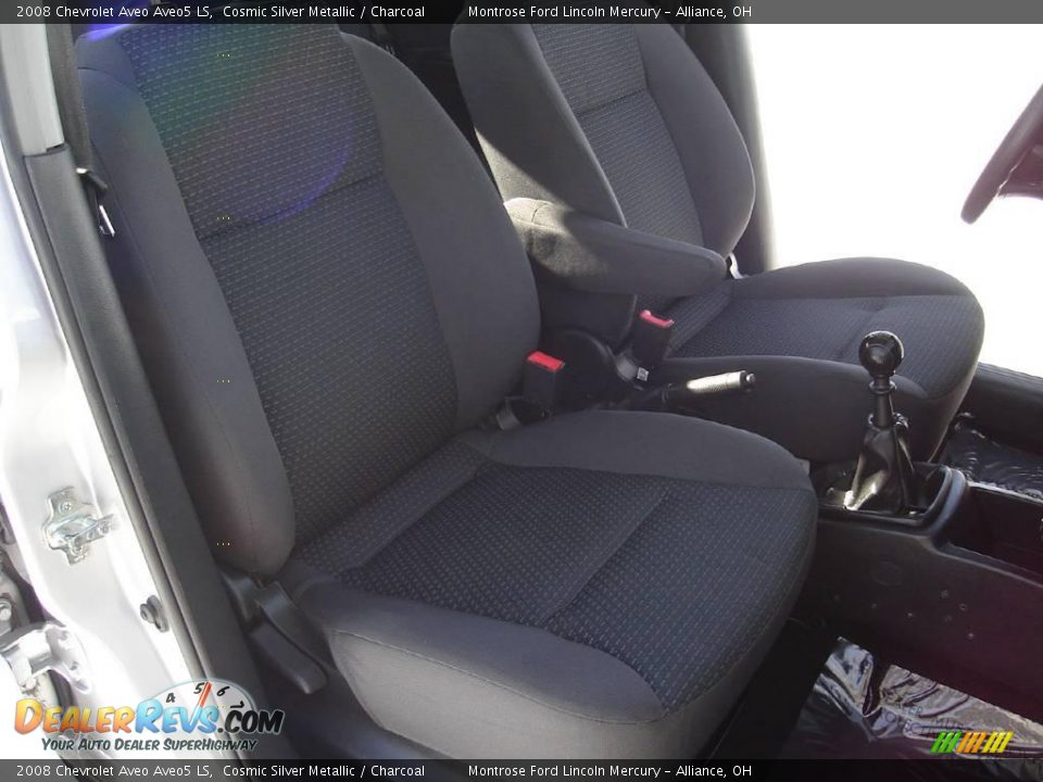 2008 Chevrolet Aveo Aveo5 LS Cosmic Silver Metallic / Charcoal Photo #13