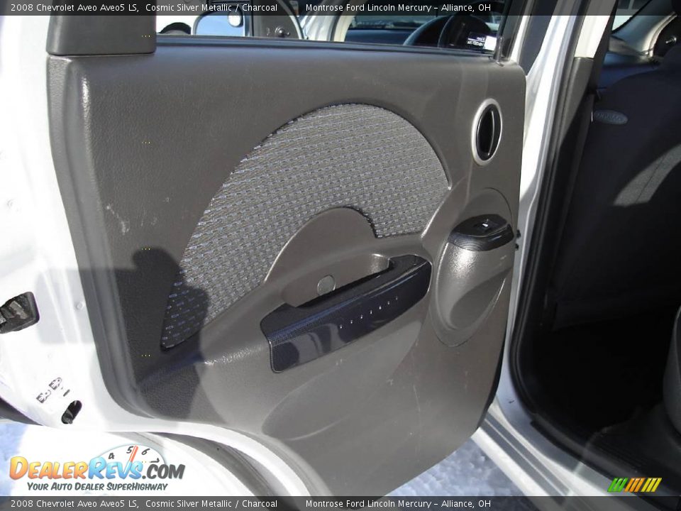 2008 Chevrolet Aveo Aveo5 LS Cosmic Silver Metallic / Charcoal Photo #20