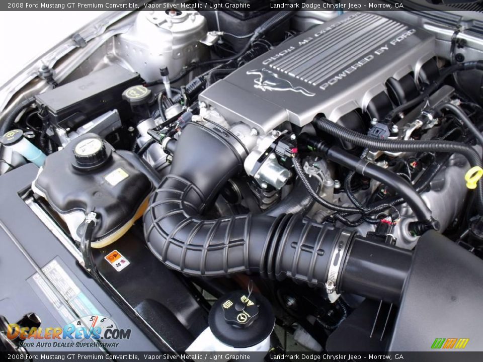 2008 Ford Mustang GT Premium Convertible Vapor Silver Metallic / Light Graphite Photo #25