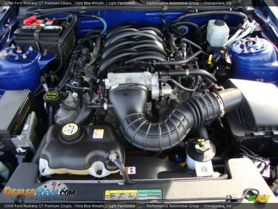 2006 Ford Mustang GT Premium Coupe Vista Blue Metallic / Light Parchment Photo #24