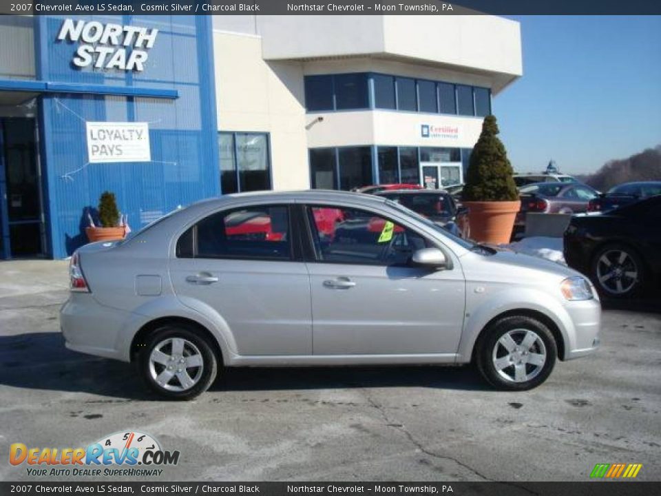 2007 Chevrolet Aveo LS Sedan Cosmic Silver / Charcoal Black Photo #2