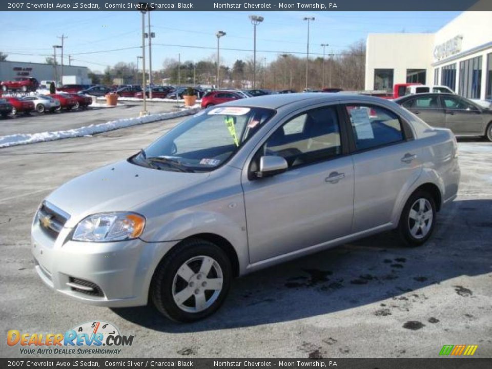 2007 Chevrolet Aveo LS Sedan Cosmic Silver / Charcoal Black Photo #7