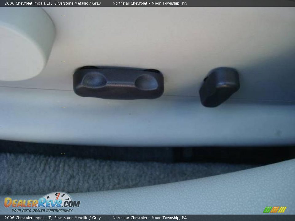 2006 Chevrolet Impala LT Silverstone Metallic / Gray Photo #16