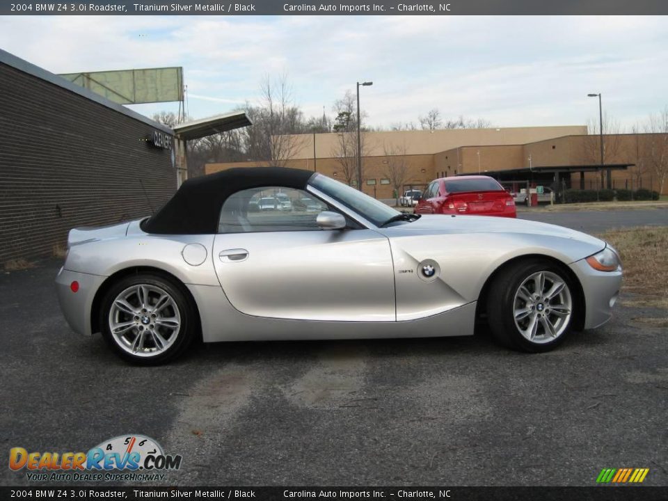 2004 BMW Z4 3.0i Roadster Titanium Silver Metallic / Black Photo #9