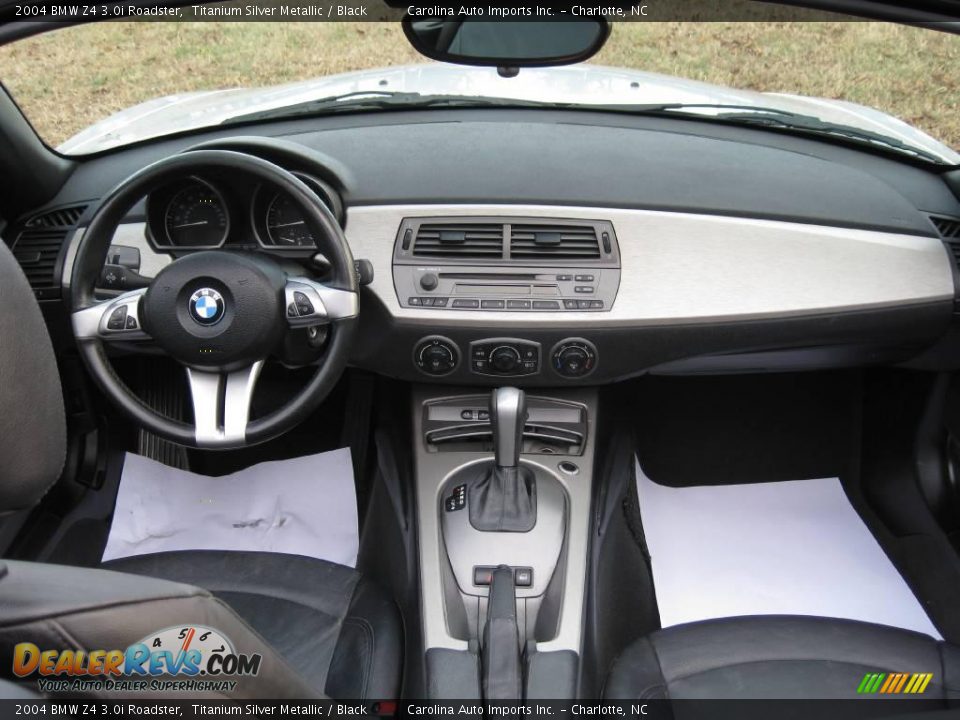 2004 BMW Z4 3.0i Roadster Titanium Silver Metallic / Black Photo #11