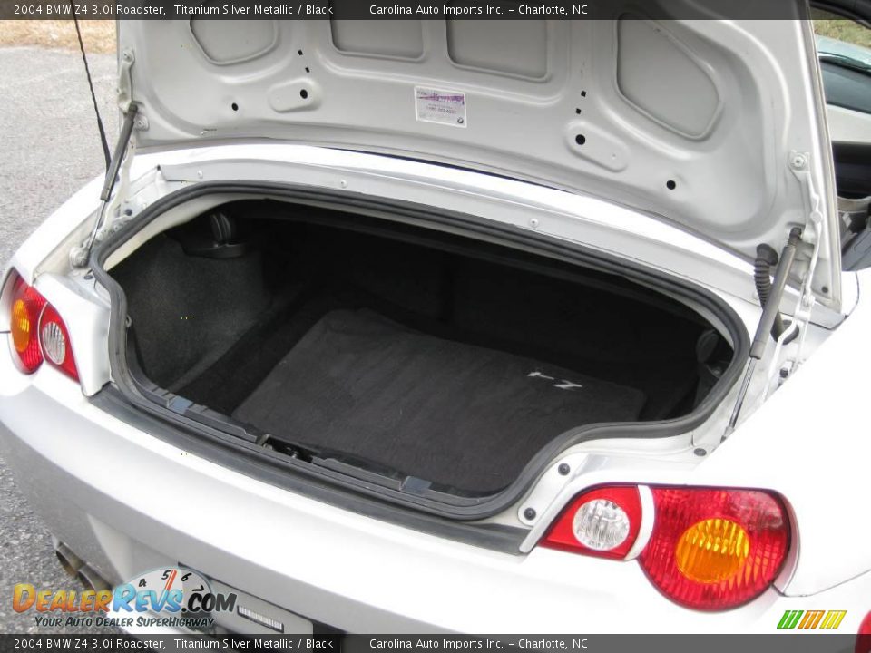 2004 BMW Z4 3.0i Roadster Titanium Silver Metallic / Black Photo #16