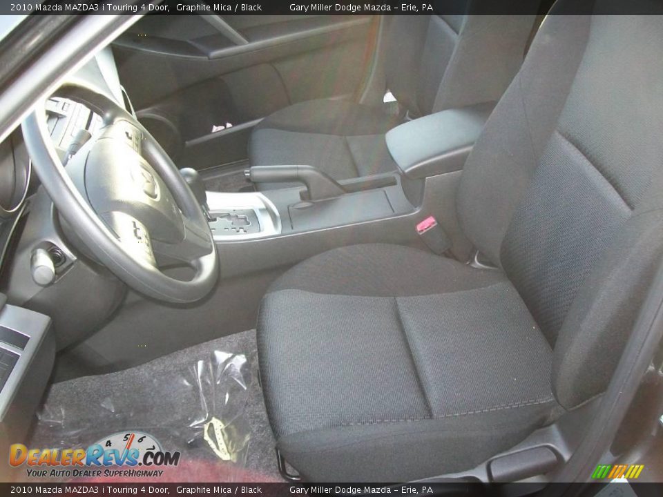 2010 Mazda MAZDA3 i Touring 4 Door Graphite Mica / Black Photo #12