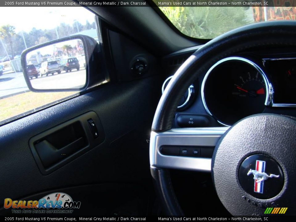 2005 Ford Mustang V6 Premium Coupe Mineral Grey Metallic / Dark Charcoal Photo #21