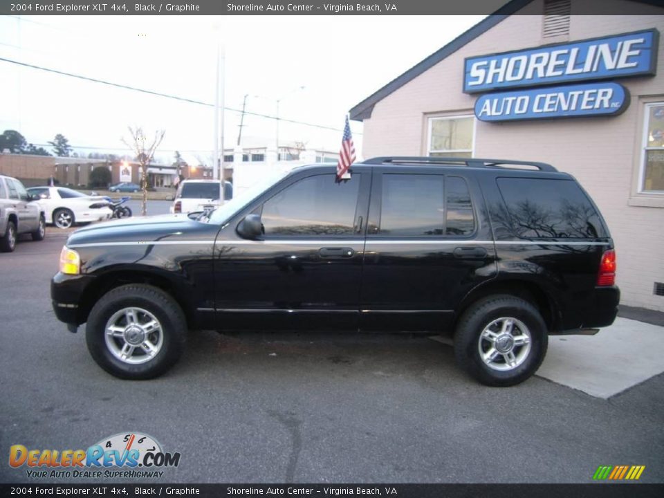 2004 Ford Explorer XLT 4x4 Black / Graphite Photo #3