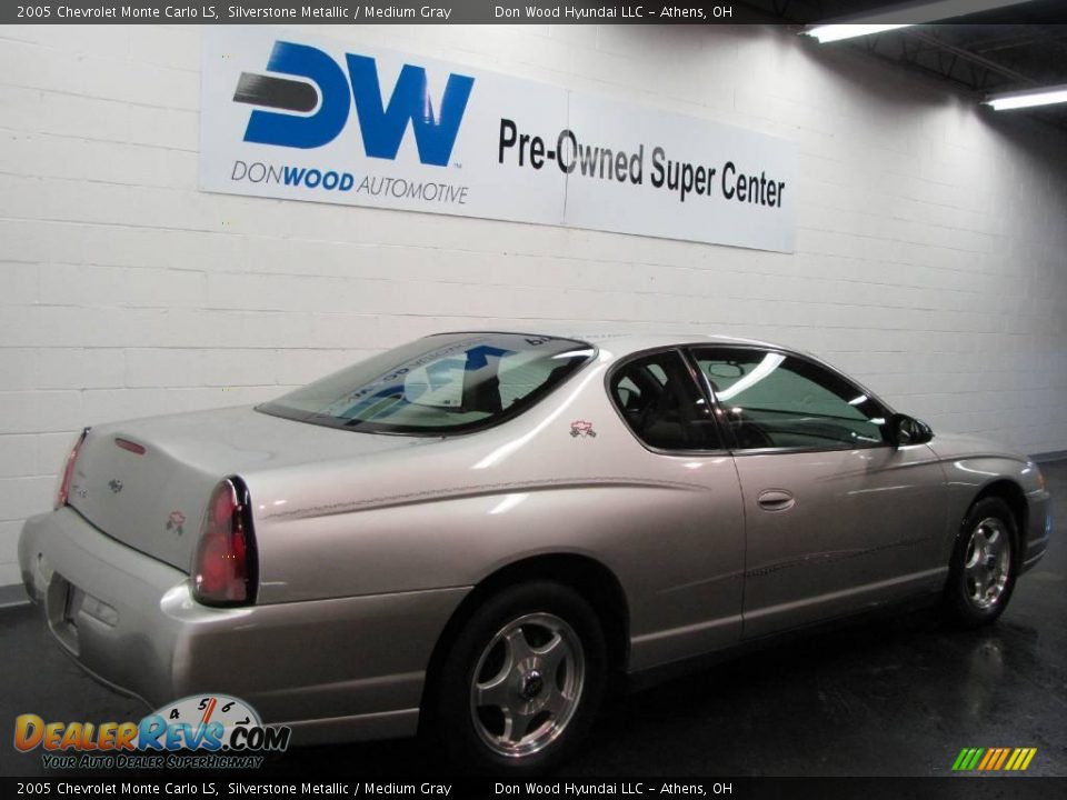 2005 Chevrolet Monte Carlo LS Silverstone Metallic / Medium Gray Photo #4