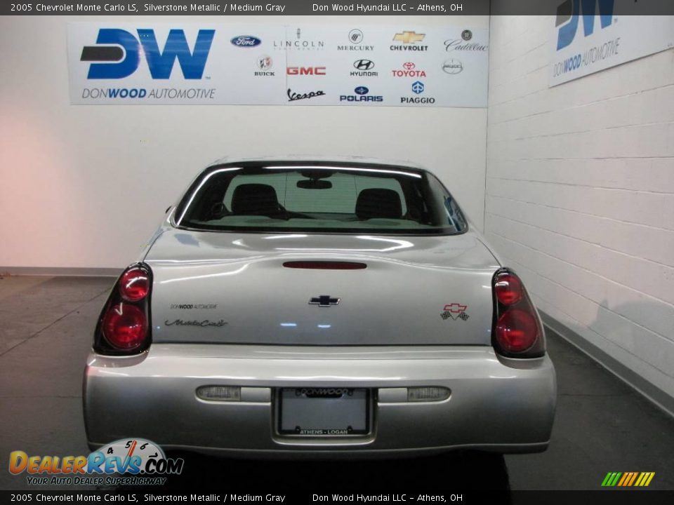 2005 Chevrolet Monte Carlo LS Silverstone Metallic / Medium Gray Photo #7