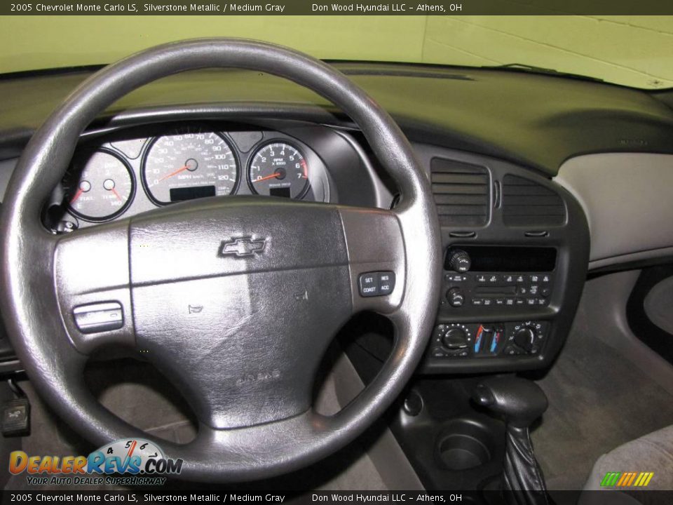 2005 Chevrolet Monte Carlo LS Silverstone Metallic / Medium Gray Photo #17