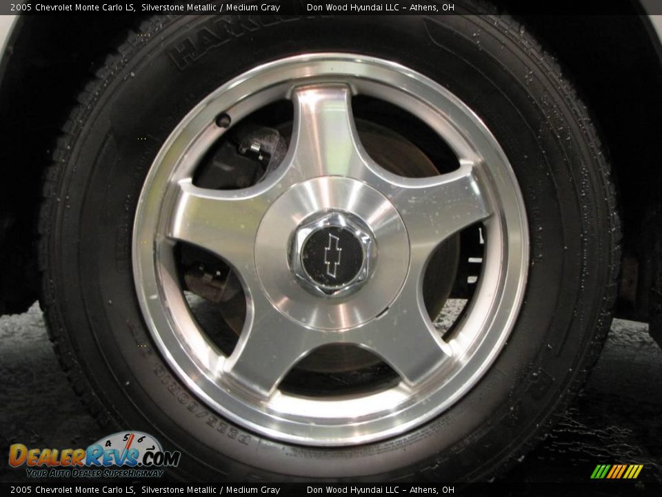 2005 Chevrolet Monte Carlo LS Silverstone Metallic / Medium Gray Photo #20