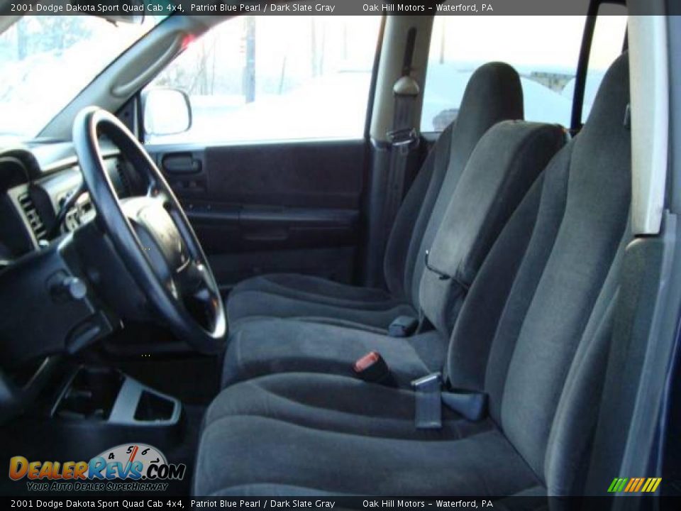 2001 Dodge Dakota Sport Quad Cab 4x4 Patriot Blue Pearl / Dark Slate Gray Photo #9