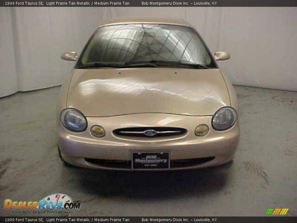 1999 Ford Taurus SE Light Prairie Tan Metallic / Medium Prairie Tan Photo #2