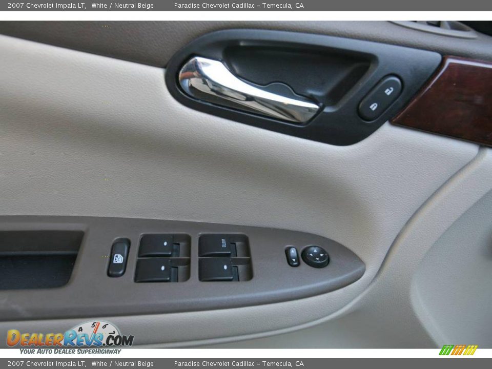 2007 Chevrolet Impala LT White / Neutral Beige Photo #20