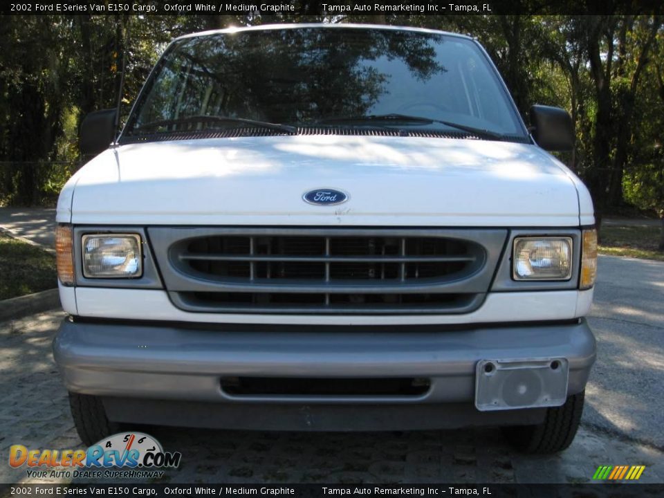 2002 Ford E Series Van E150 Cargo Oxford White / Medium Graphite Photo #2