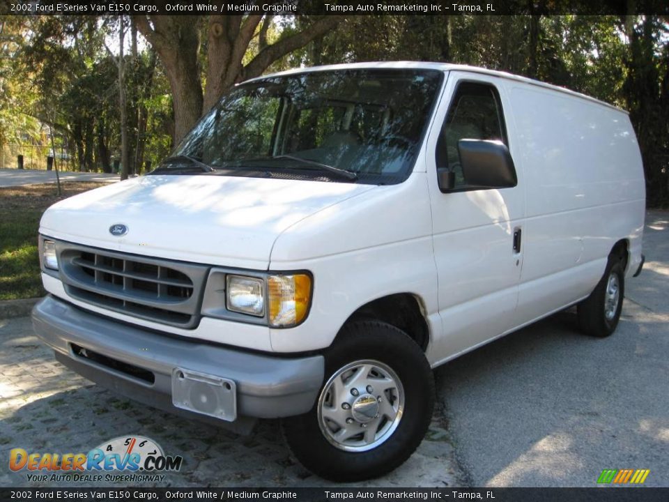 2002 Ford E Series Van E150 Cargo Oxford White / Medium Graphite Photo #6