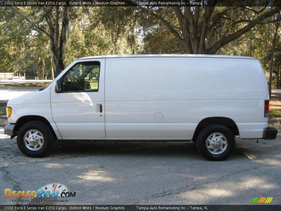 2002 Ford E Series Van E150 Cargo Oxford White / Medium Graphite Photo #8